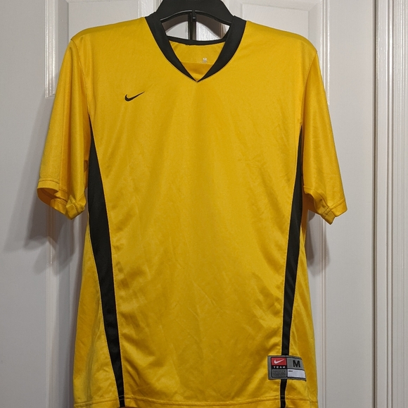 Nike Other - Men's Nike team jersey size Medium
